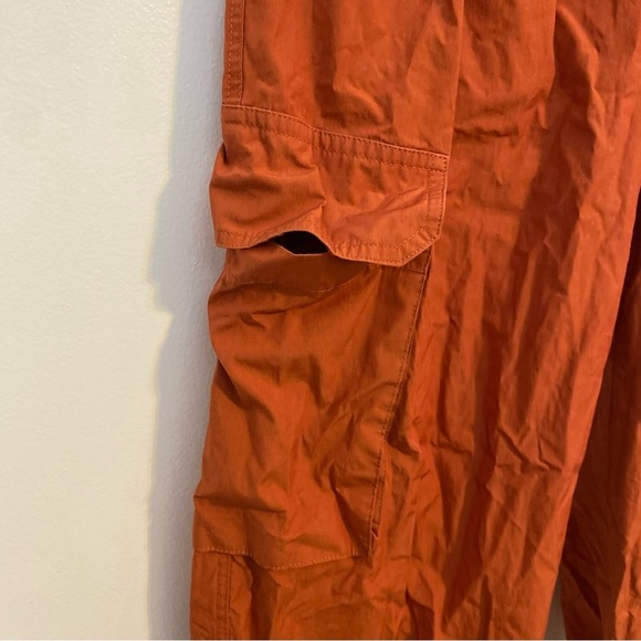 Drae Pleated High Waisted Cinch Ankle Baggy Nylon Cargo Pants Rust Orange Sz M - Picture 5 of 12